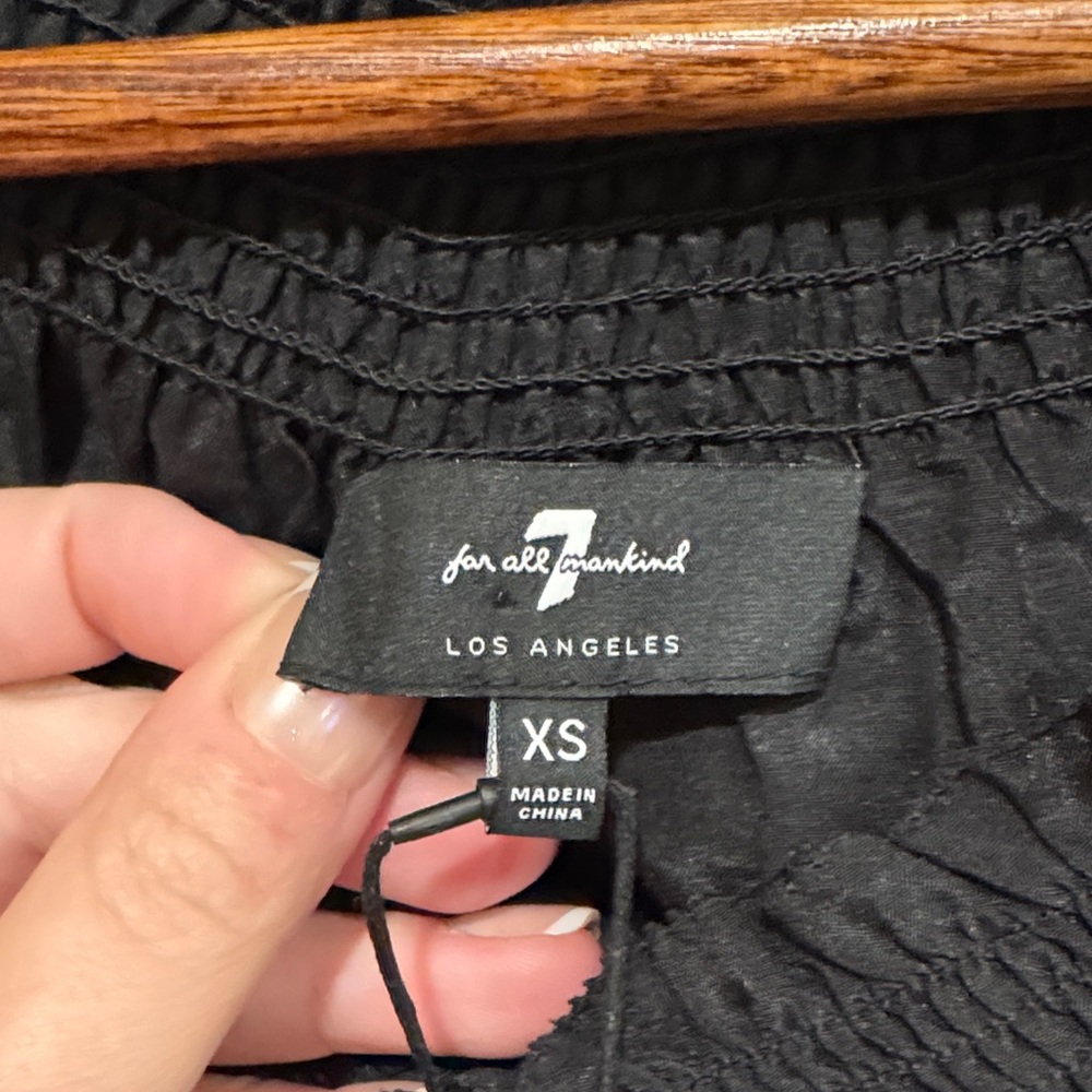 7 For All Mankind Elegant Black Blouse - Picture 6 of 10